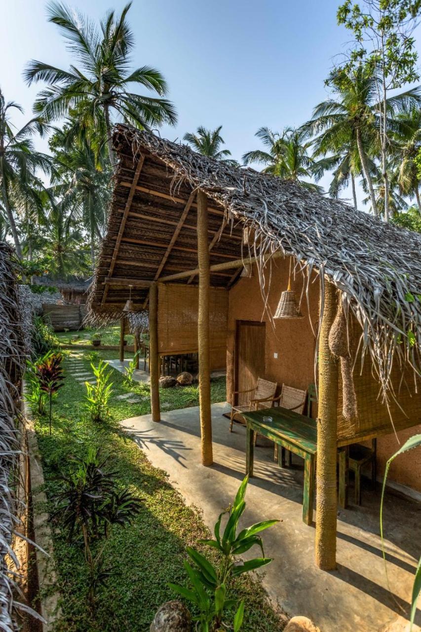 Hotel Sea View Clay House Dikwella Exterior foto