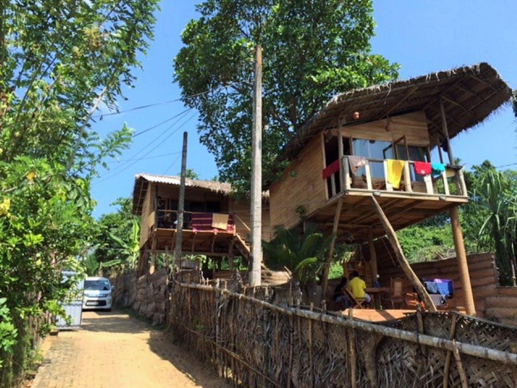 Hotel Sea View Clay House Dikwella Exterior foto